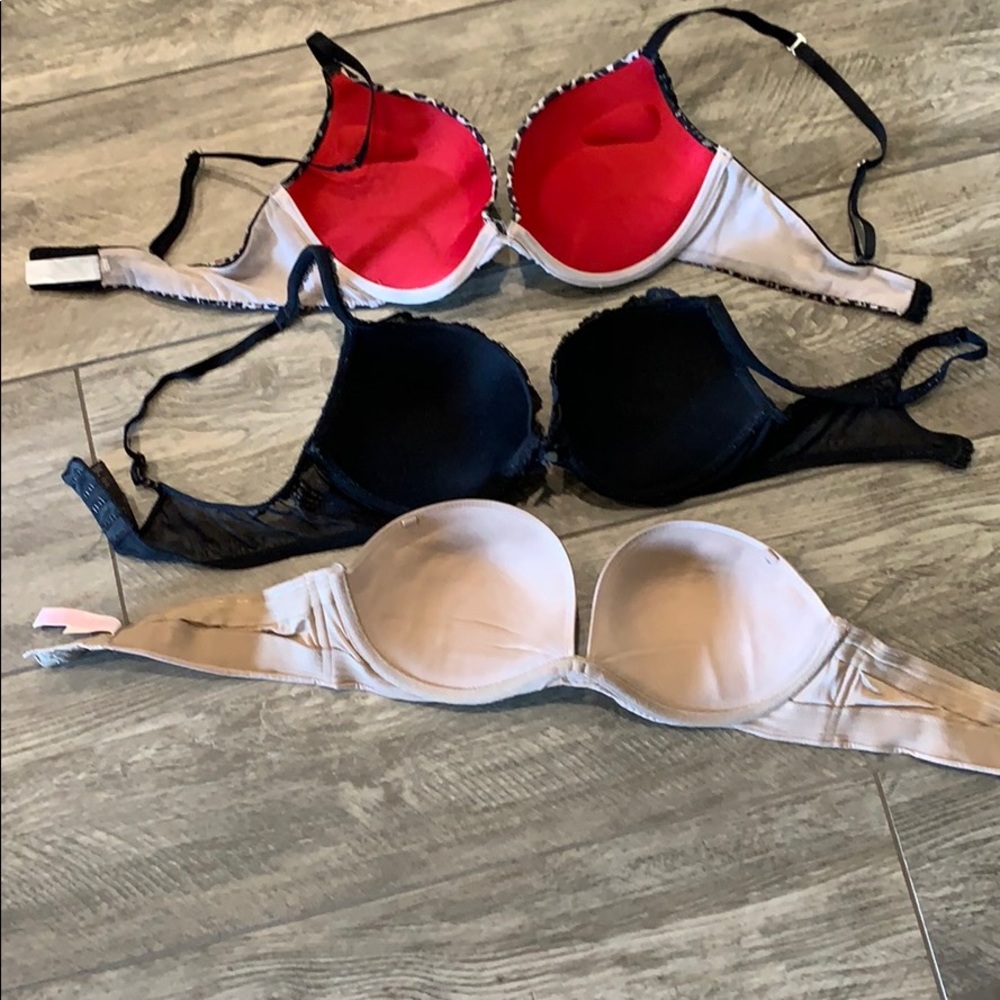 Victoria’s Secret Bra bundle - Picture 3 of 4